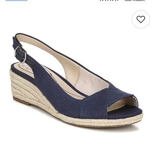 LIfestride Socialite navy blue‎ wedge sandals 8 wide